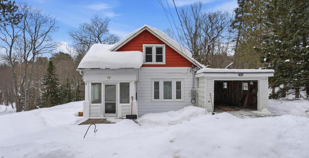 101 Victoria Street, Haliburton