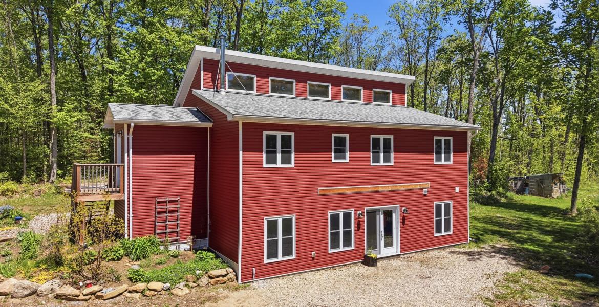 1048 Bacon Road, Minden