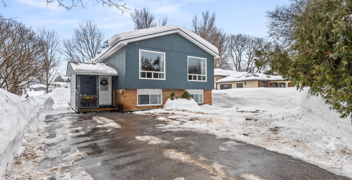 23 Calverley Street, Orillia