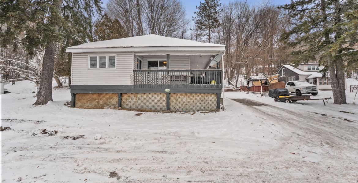 27 Sunnyside Street, Haliburton