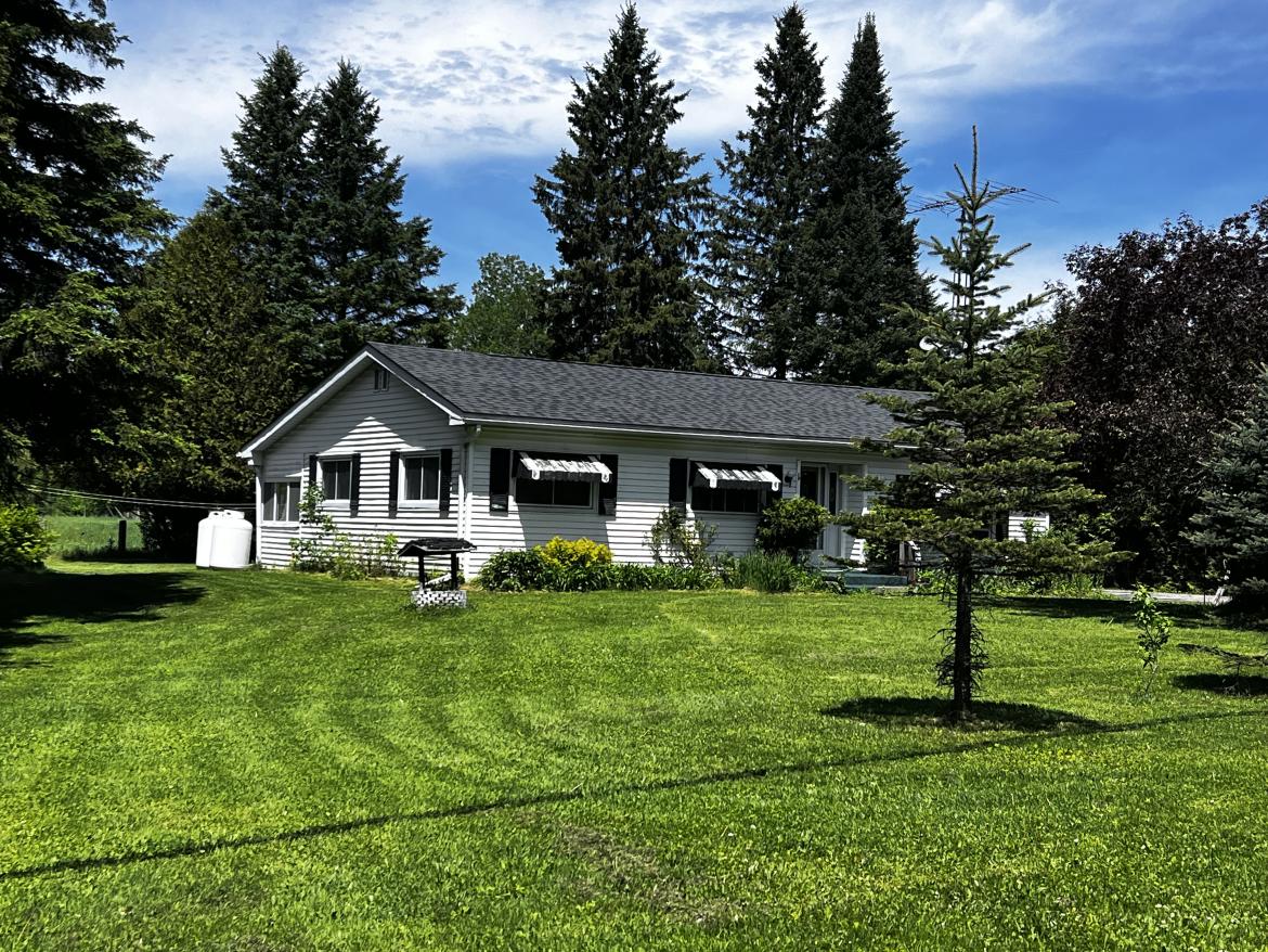 1265 County Road 21, Minden