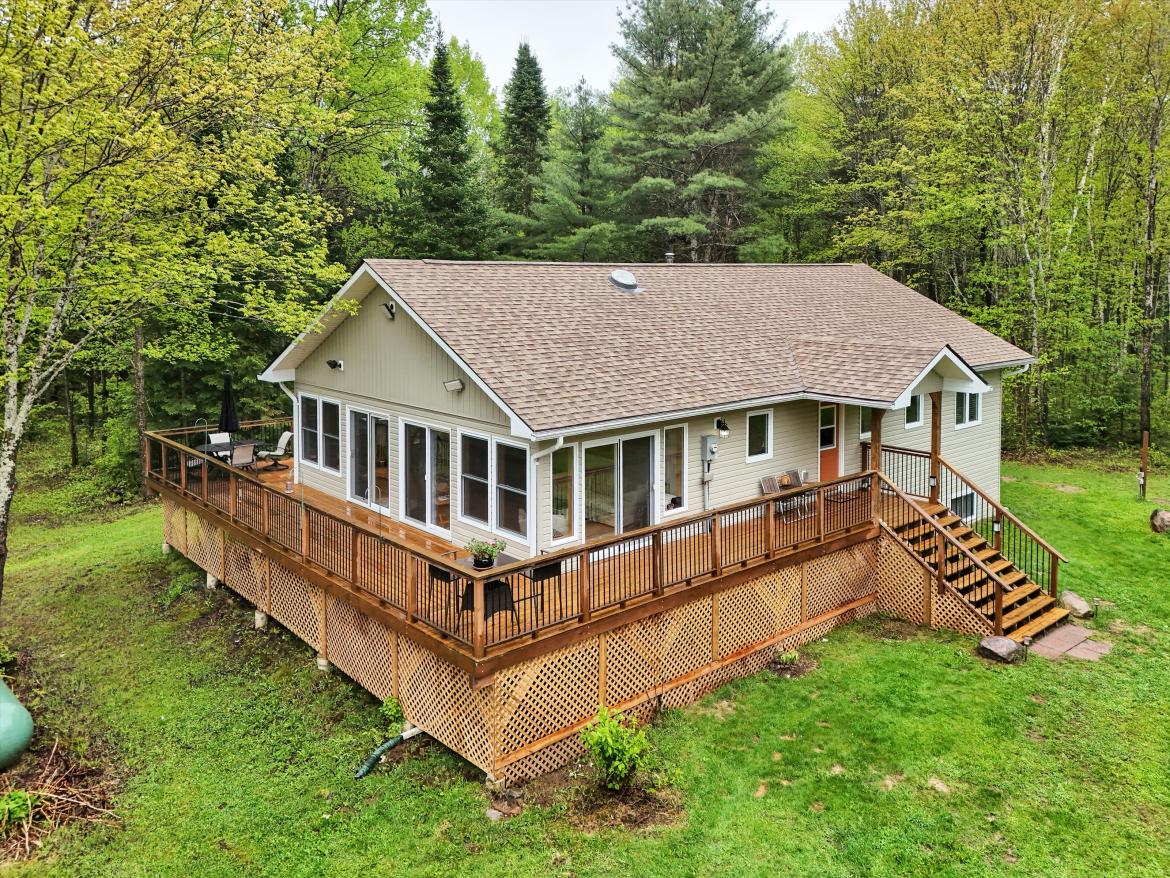 2302 Buckslide Road, Algonquin Highlands