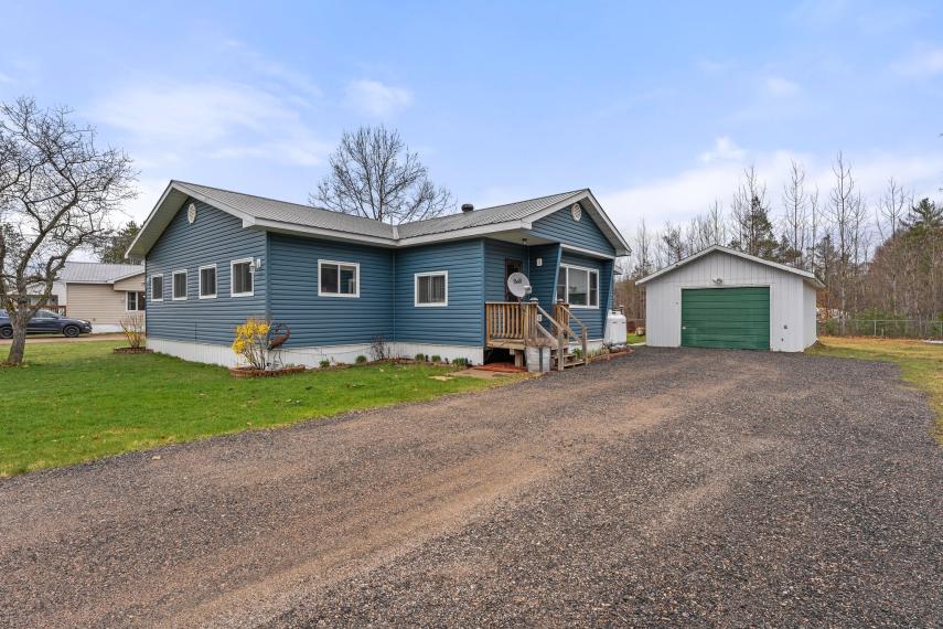 1088 Lutterworth Pines Road, Minden thumbnail