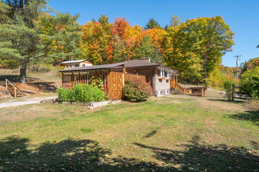 1395 County Road 21, Minden thumbnail